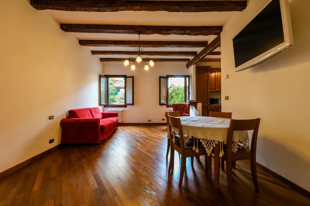 Red Fashion Apartment Venice Luaran gambar