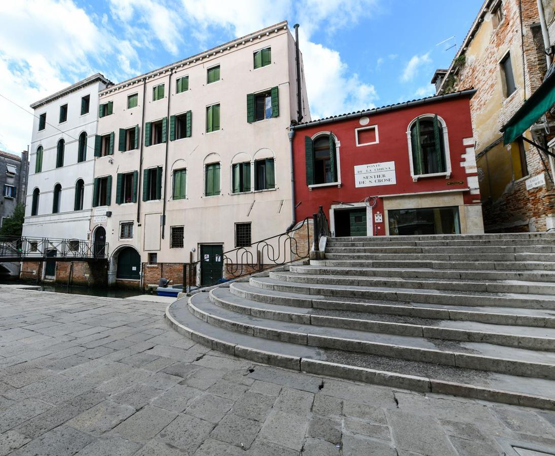 Red Fashion Apartment Venice Luaran gambar
