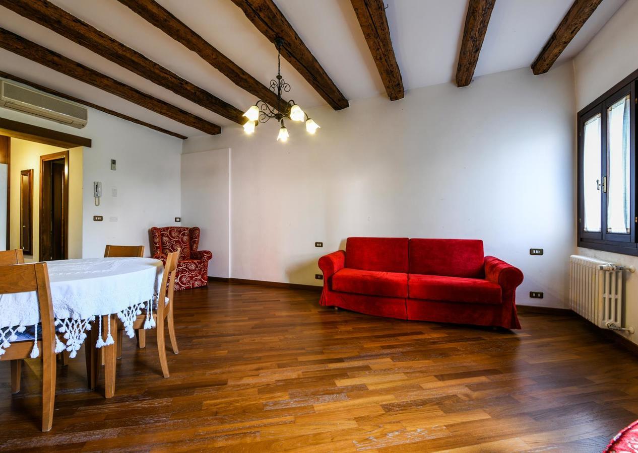 Red Fashion Apartment Venice Luaran gambar