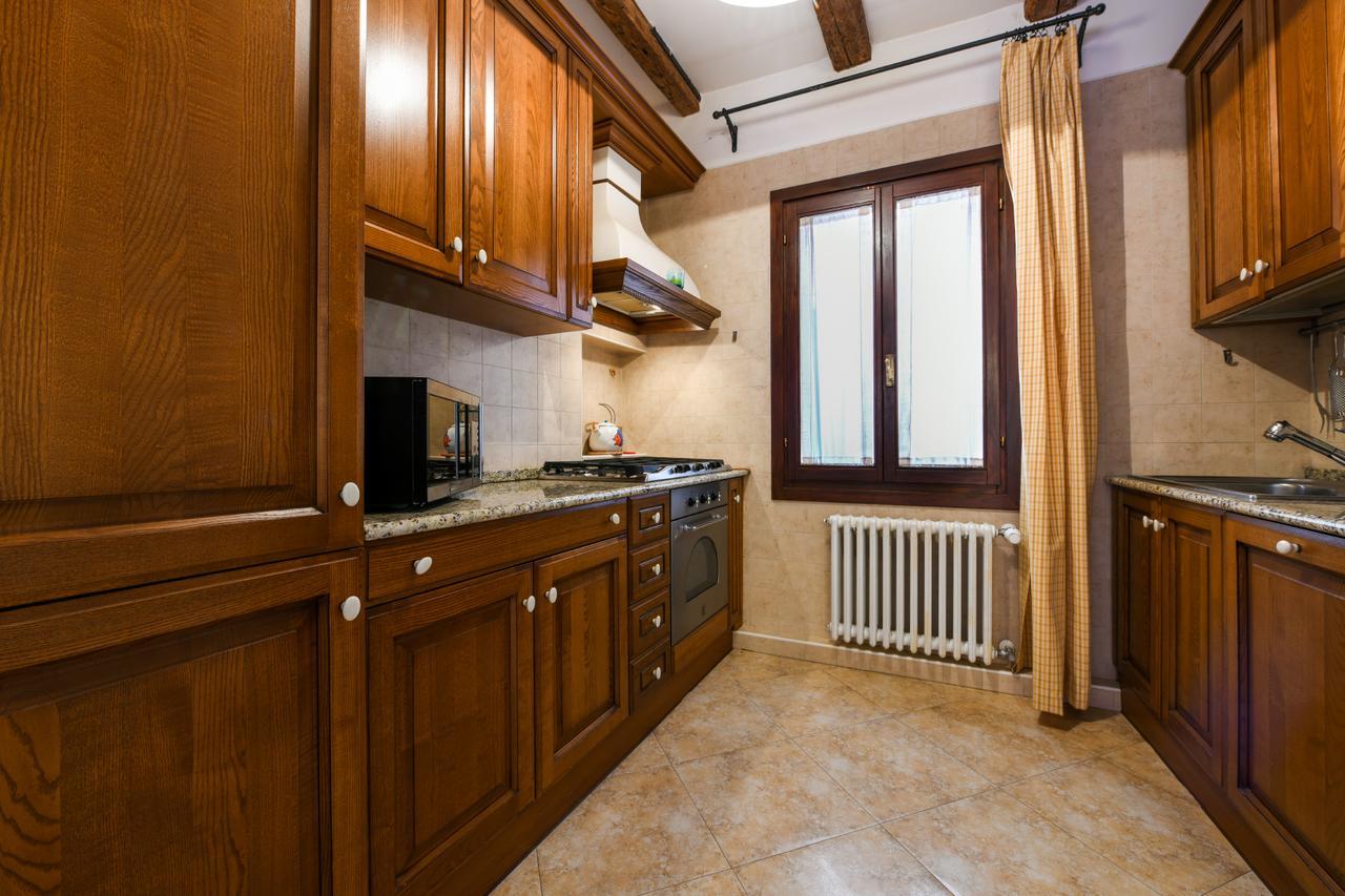 Red Fashion Apartment Venice Luaran gambar