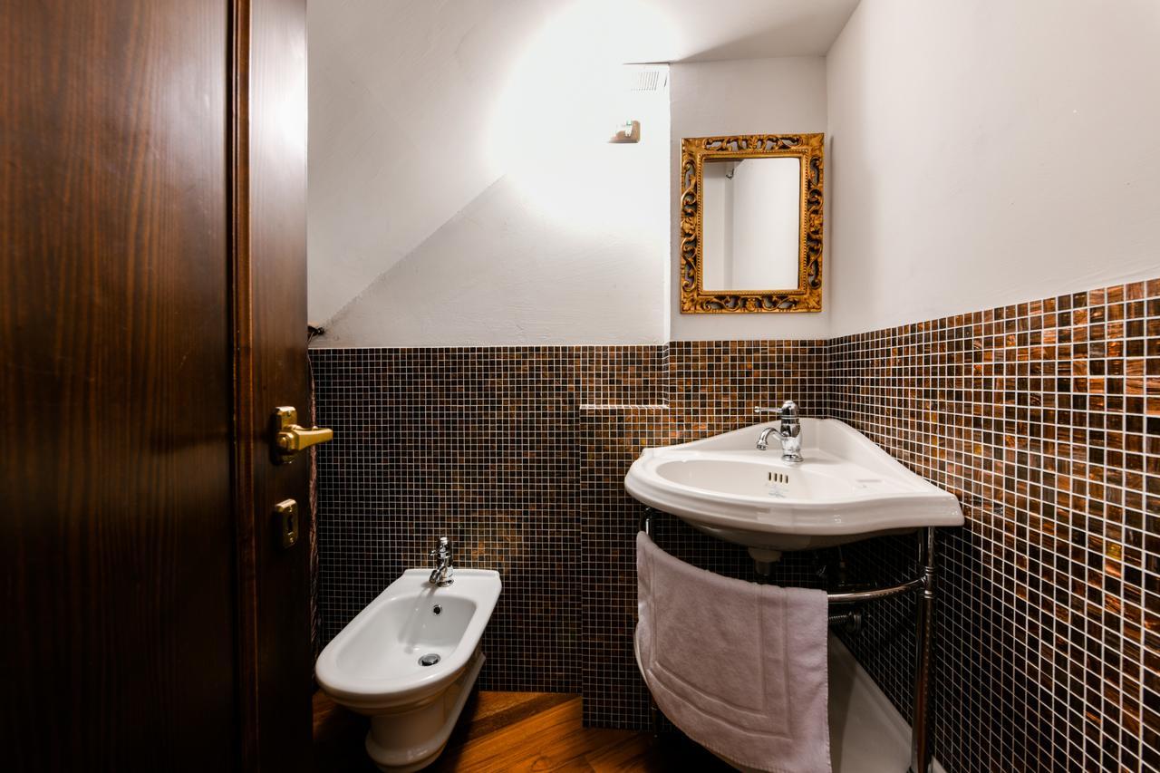 Red Fashion Apartment Venice Luaran gambar